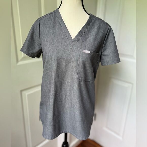 Figs Catarina One Pocket Technical Scrub Top Graphite Grey Womens XS - Picture 2 of 5
